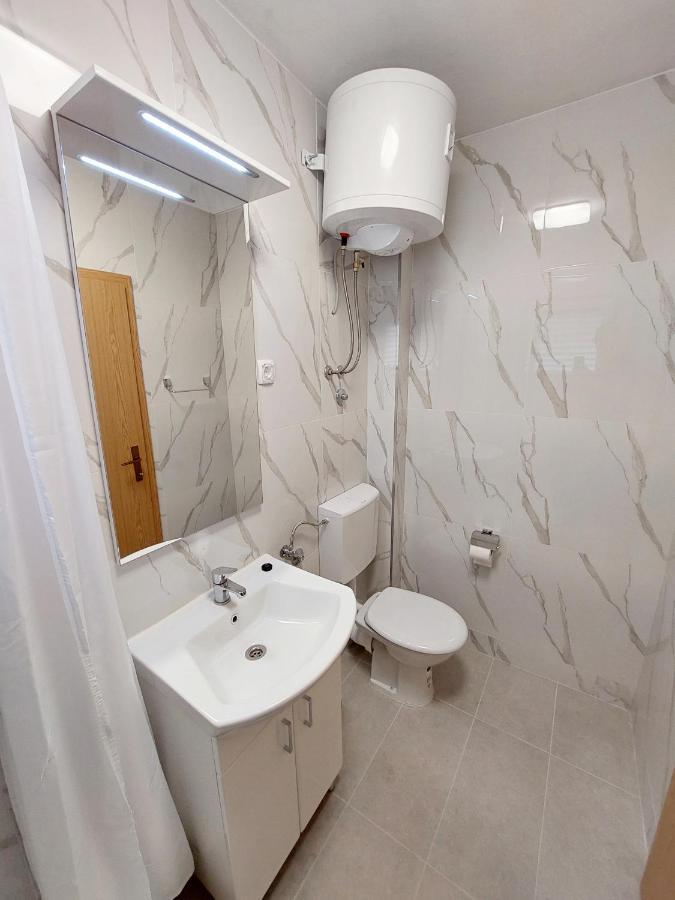 Apartmani Korljan グラダツ エクステリア 写真