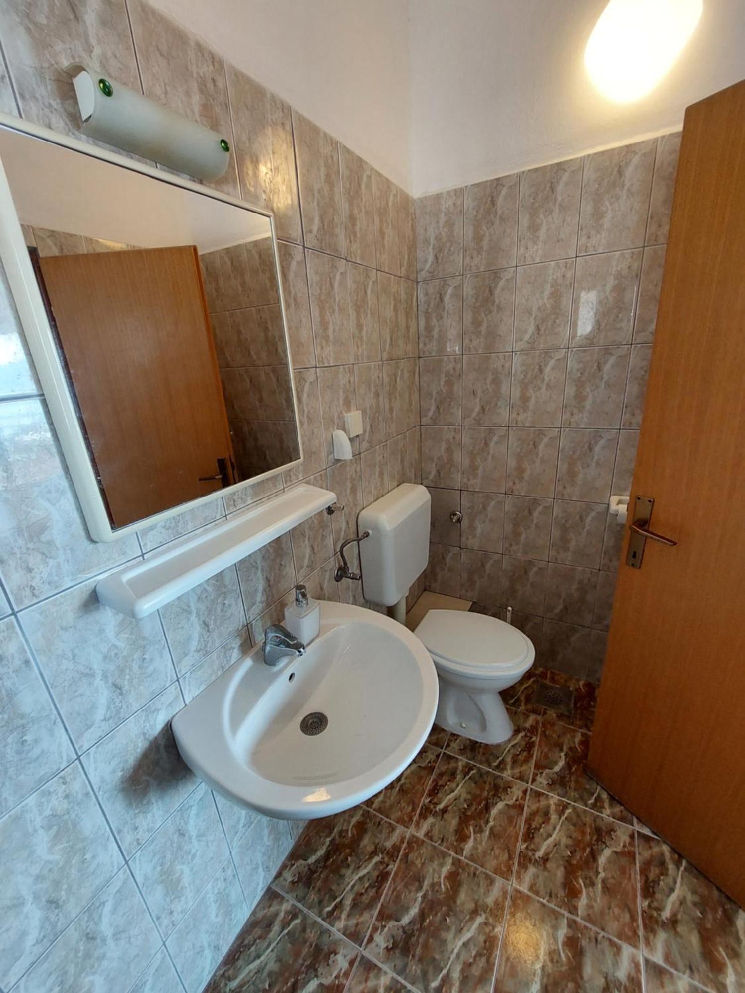 Apartmani Korljan グラダツ エクステリア 写真